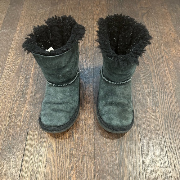 UGGS Bow Girls Boots Size 1 - Picture 5 of 6